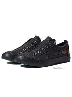 Women's Slip On Canvas Fashion Sneakers Casual Round Toe Flats